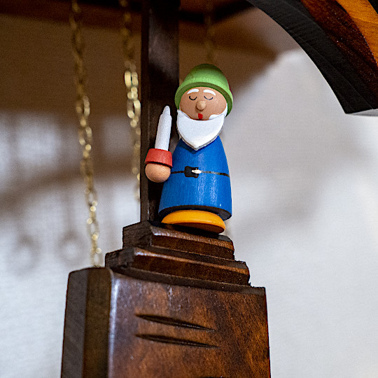 Q1101S/9W 鳩時計・白雪姫(電池式・壁白):