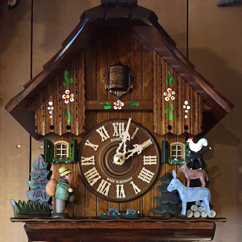 Q133/10WB 鳩時計・ブレーメンの音楽隊(電池式・壁茶):メイン画像