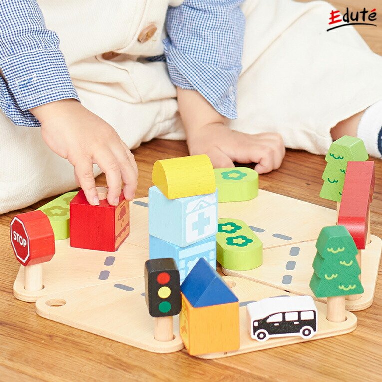 木のおもちゃ 木製 タウン&カントリープレイセット 知育玩具 知育 1歳 一歳 1歳半 2歳 誕生日プレゼント 車 木の車 男の子 女の子 誕生日 プレゼント